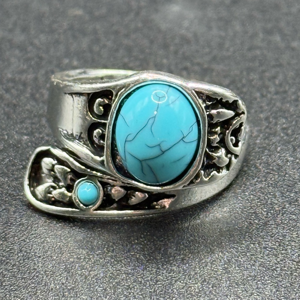 Turquoise and Sterling Silver Women's Ring